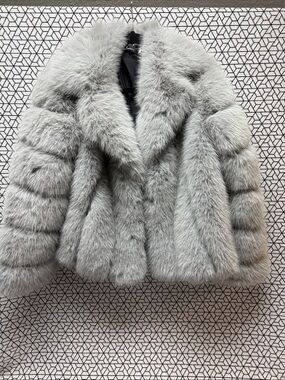Gray Faux Fur Jacket - Elegant Short Coat